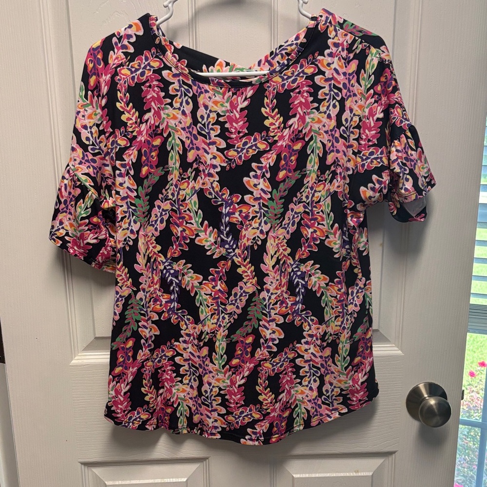 Vibrant Floral Women's Blouse - Black and Pink